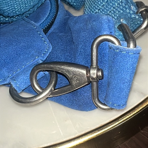 Free People Hudson Suede Sling Bag Royal Blue - Picture 5 of 7
